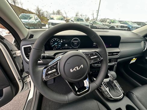 New 2026 Kia Seltos SX image 34