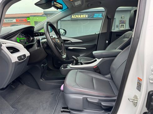 Used 2019 Chevrolet Bolt Premier w/ Infotainment Package image 19