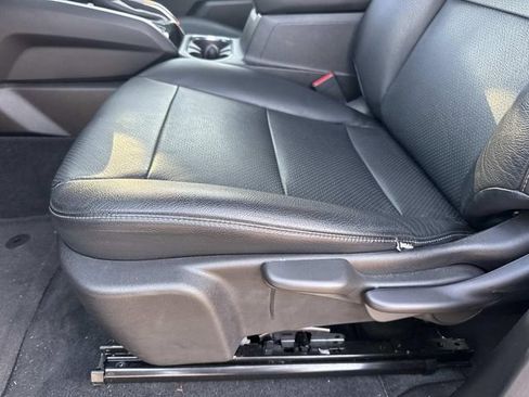 Used 2024 GMC Canyon Elevation w/ Convenience Package image 21