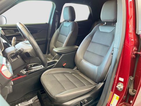 Used 2023 Chevrolet TrailBlazer RS w/ Convenience Package FWD image 20