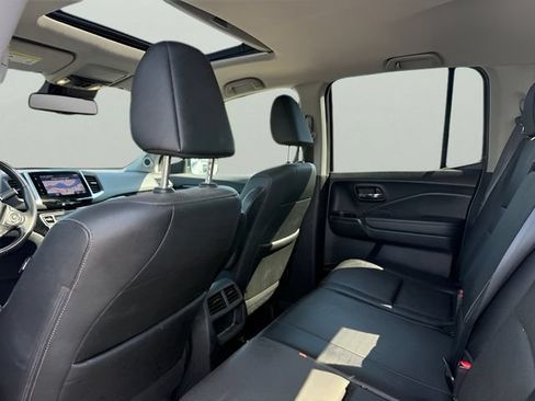 Used 2017 Honda Ridgeline RTL-E image 9