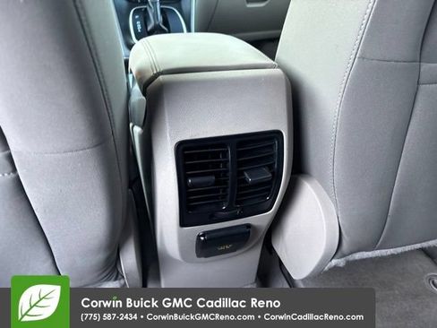 Used 2013 Ford C-MAX SE FWD image 31