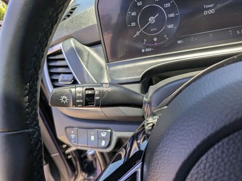 Certified 2025 Kia Seltos EX AWD/4WD image 34