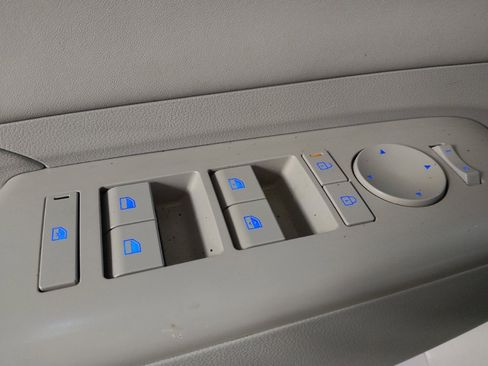 Used 2024 Hyundai Kona Limited image 27