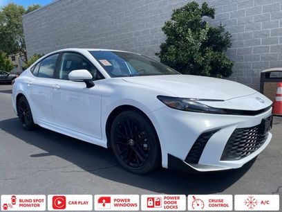 Used 2025 Toyota Camry SE