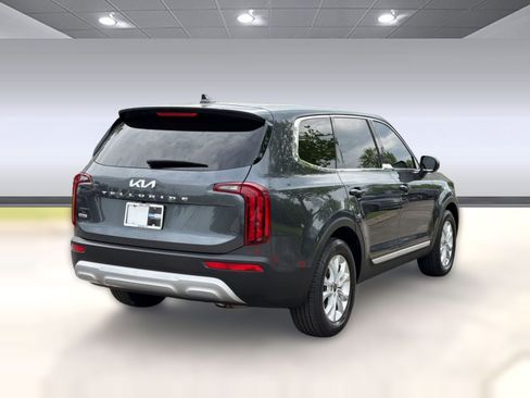 Used 2022 Kia Telluride LX AWD/4WD image 9