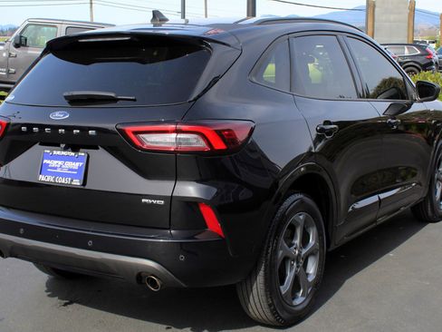 Used 2023 Ford Escape ST-Line w/ Tech Pack #1 image 6