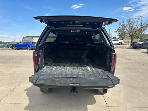 Used 2024 GMC Sierra 3500 AT4 w/ AT4 Premium Plus Package AWD/4WD image 19