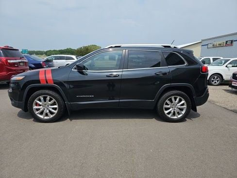 Used 2015 Jeep Cherokee Limited w/ Luxury Group image 2
