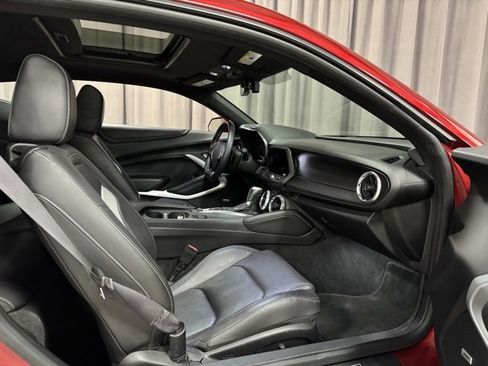 Used 2017 Chevrolet Camaro LT image 8