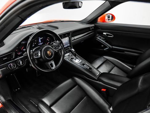 Used 2018 Porsche 911 Carrera 4S AWD/4WD image 39