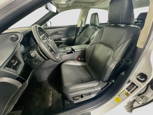 Used 2022 Lexus ES 300h w/ Premium Package FWD image 13