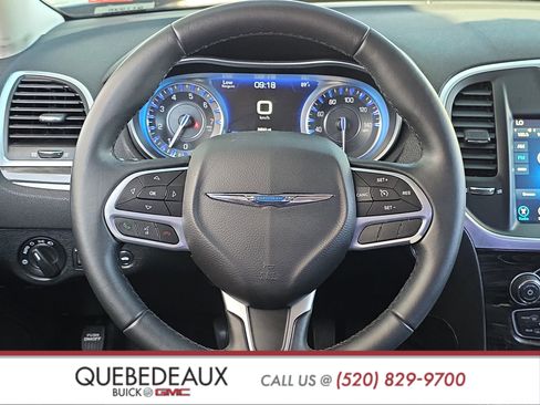 Used 2017 Chrysler 300 Limited RWD image 13