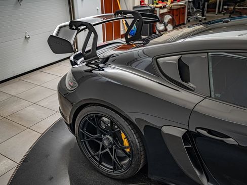 Certified 2024 Porsche 718 Cayman GT4 RS RWD image 36