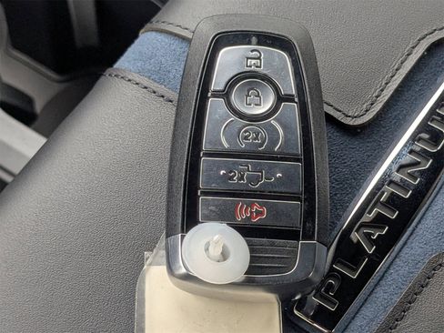 New 2026 Ford F250 Platinum image 33