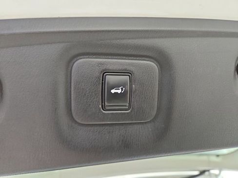 Used 2017 INFINITI QX60 Luxe w/ Deluxe Technology Package AWD/4WD image 35