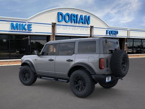 New 2026 Ford Bronco Badlands image 4