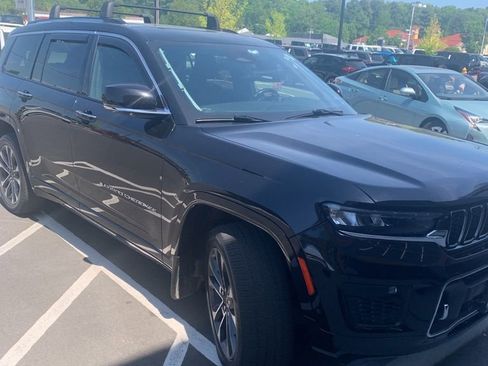 Used 2021 Jeep Grand Cherokee L Overland w/ Luxury Tech Group IV image 13