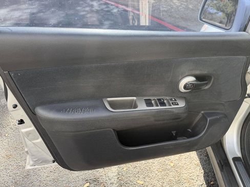 Used 2011 Nissan Versa 1.8 S w/ PWR Plus Pkg image 10