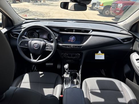 Used 2023 Buick Encore GX Select w/ Sport Touring Package FWD image 15