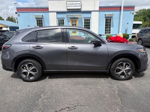 Used 2023 Honda HR-V EX-L image 7