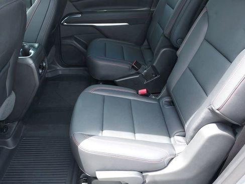 Used 2025 Chevrolet Traverse Z71 w/ Driver Confidence Package image 20