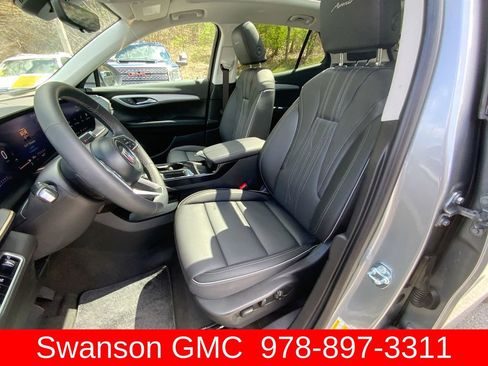 Used 2025 Buick Envision Avenir AWD/4WD image 20