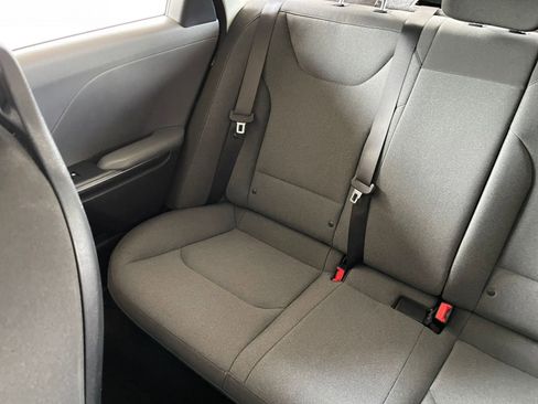 Used 2025 Kia K4 LXS image 38