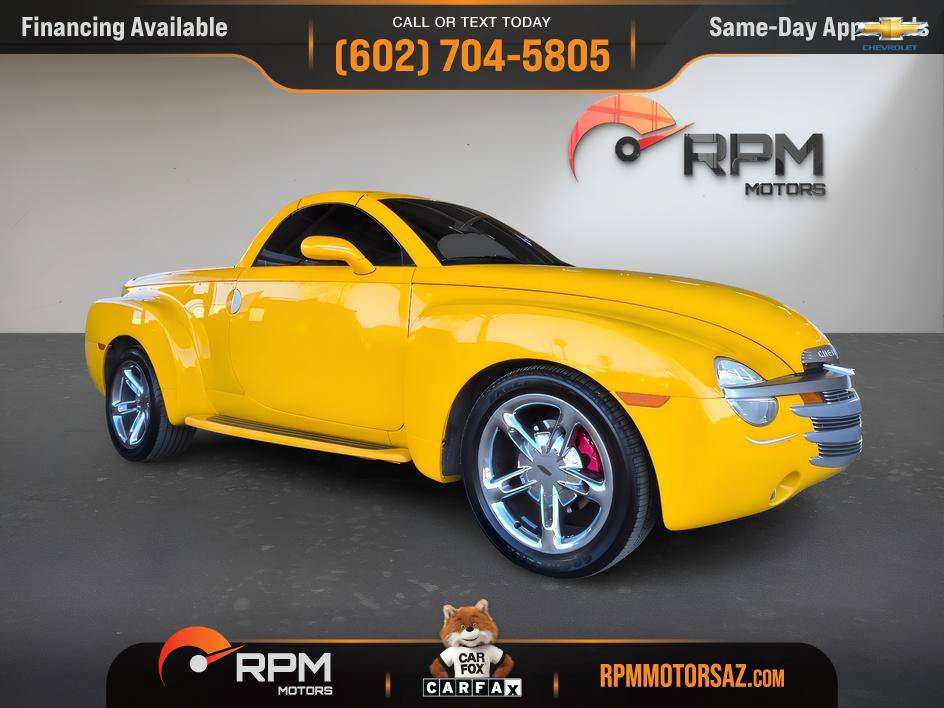 Used 2004 Chevrolet SSR w/ Preferred Equipment Group RWD image 1