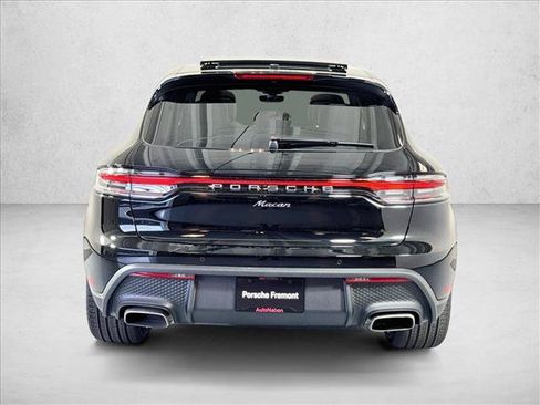 Used 2026 Porsche Macan AWD/4WD image 10