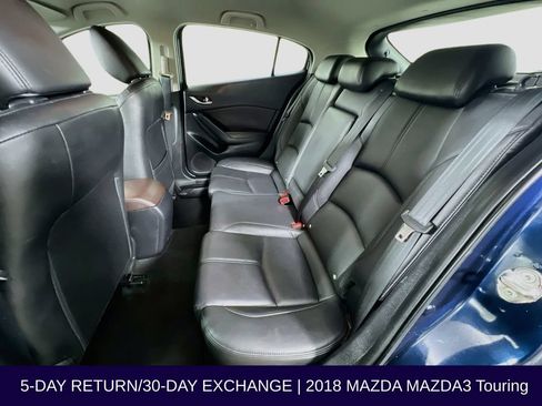 Used 2018 MAZDA MAZDA3 Touring FWD image 26