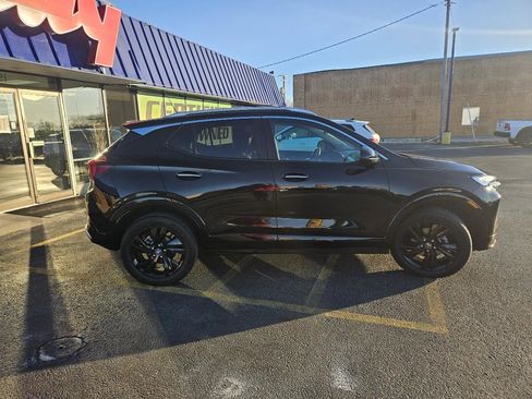 Used 2024 Buick Encore GX Sport Touring image 7