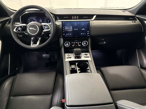 Certified 2026 Jaguar F-PACE R-Dynamic S AWD/4WD image 16