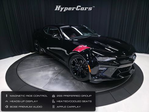 Used 2016 Chevrolet Camaro SS RWD image 1