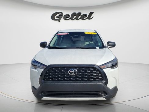 Certified 2025 Toyota Corolla Cross L FWD image 2