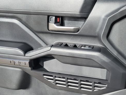 Used 2024 Toyota Tacoma TRD Sport w/ TRD Sport Premium Package image 20