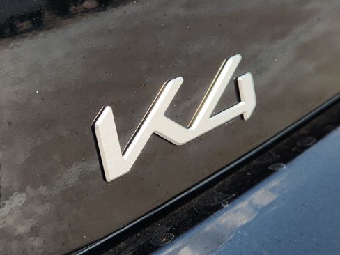 Used 2025 Kia K4 FWD image 12