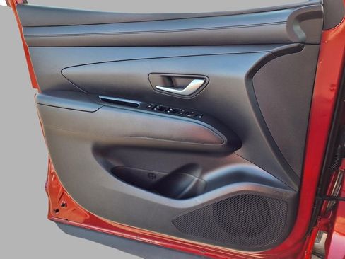 Used 2025 Hyundai Tucson SEL FWD image 18