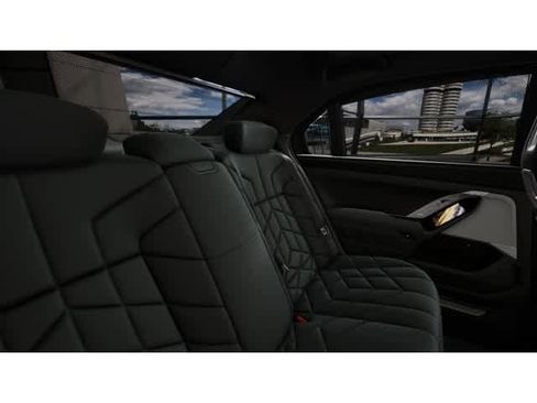 New 2025 BMW 740i w/ Executive Package image 12