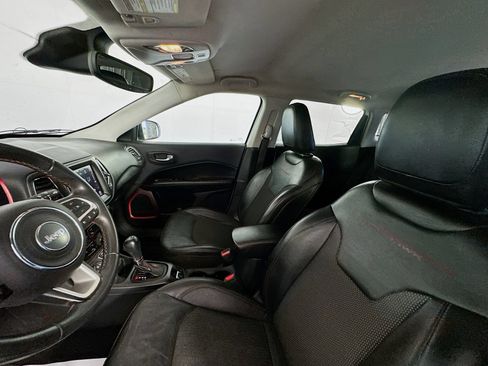 Used 2021 Jeep Compass Trailhawk AWD/4WD image 21
