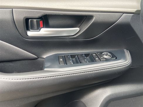 Used 2024 Toyota Grand Highlander XLE image 24