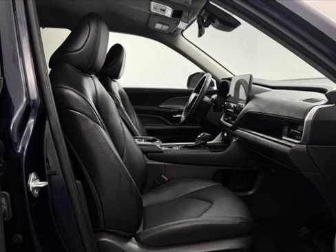 Used 2024 Toyota Grand Highlander XLE image 22