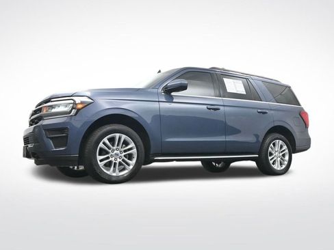 Used 2022 Ford Expedition XLT image 32