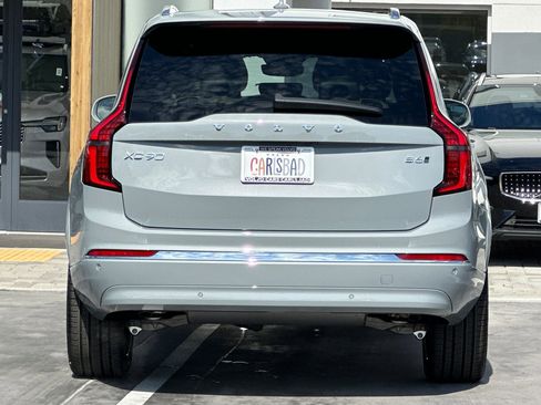 New 2026 Volvo XC90 B6 Plus image 6