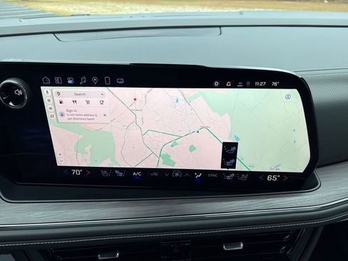 New 2025 Chevrolet Suburban Premier image 6