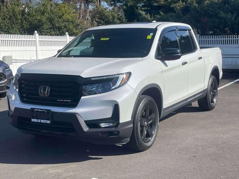 Certified 2023 Honda Ridgeline Black Edition image 3