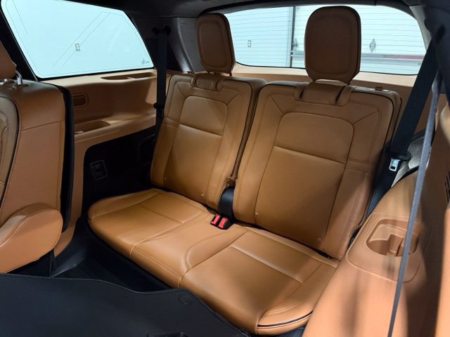Used 2023 Lincoln Aviator Black Label AWD/4WD image 36