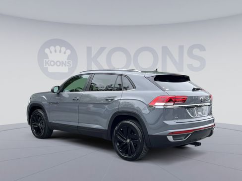 Used 2022 Volkswagen Atlas Cross Sport SE AWD/4WD image 4