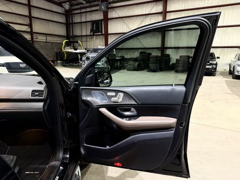 Used 2021 Mercedes-Benz GLS 63 AMG 4MATIC image 24