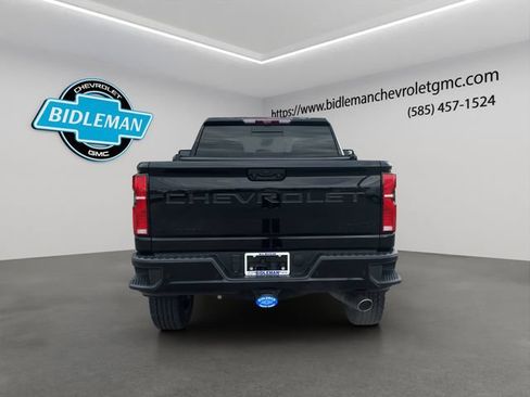 Used 2024 Chevrolet Silverado 2500 High Country w/ Technology Package AWD/4WD image 7